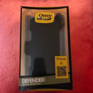 OtterBox iPhone 6 Defender belt clip holster